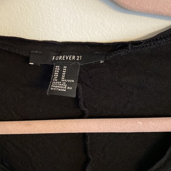 🖤 Black Friday 10/$10 

⭐️ 2/$10 - black top - Picture 3 of 3